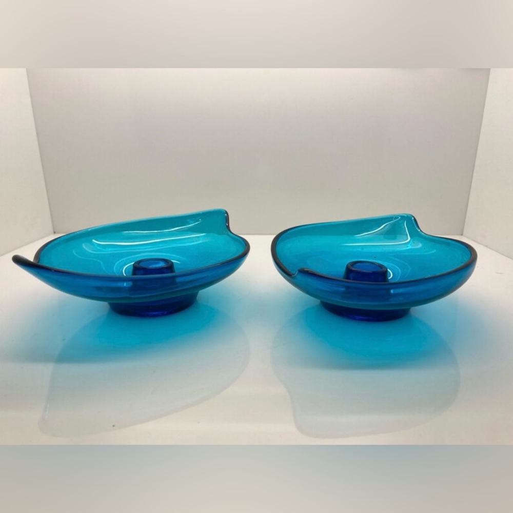 2 60s Vintage Viking Bluenique blue art glass candle holders.No chips or cracks